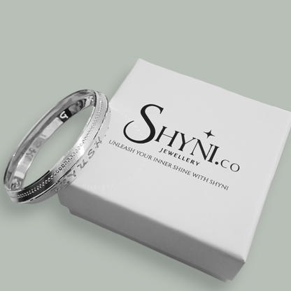 Customizable V-Shape Silver Kada – Personalize with Your Name