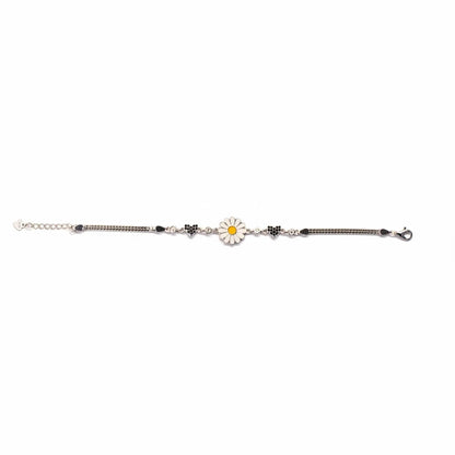 Shyni Jewelry Delicate Floral Charm Bracelet - Shyni Jewelry
