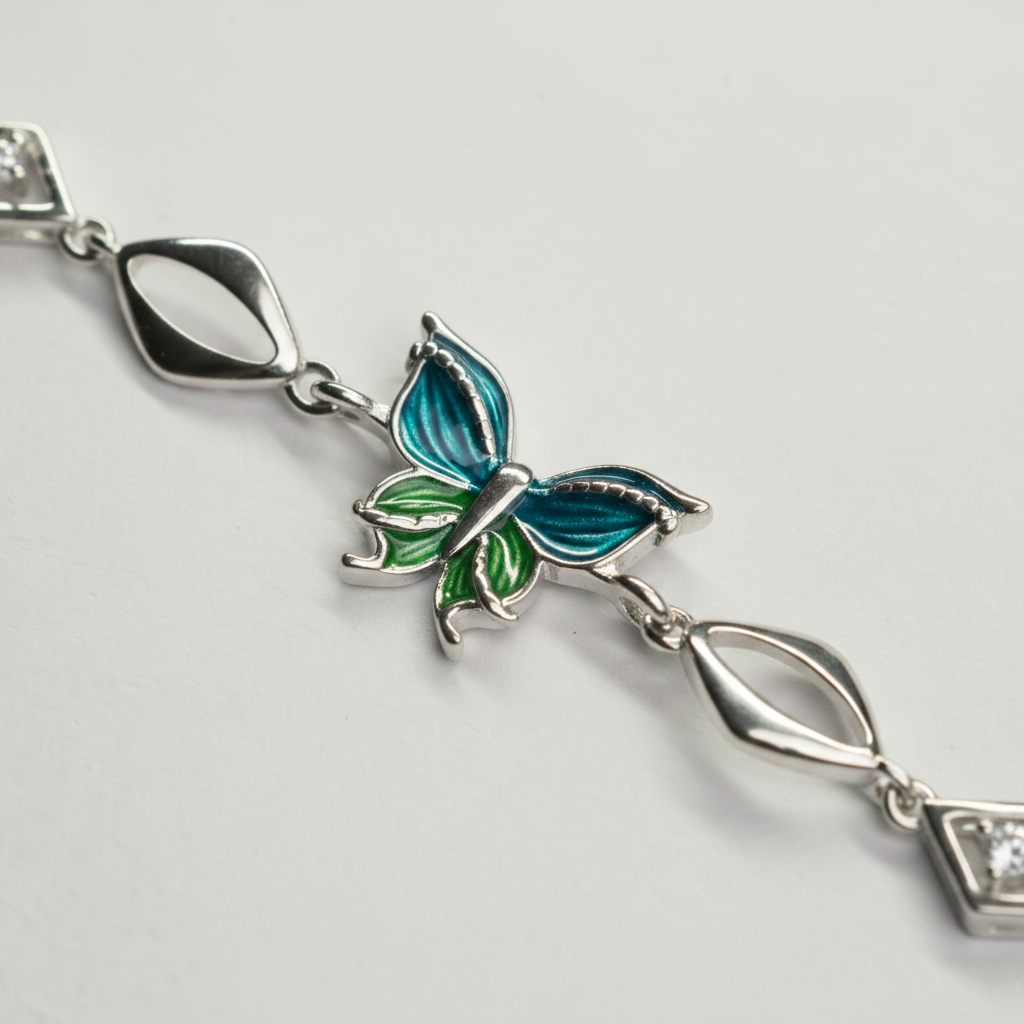 Elegant Butterfly Bracelet - Photo 3