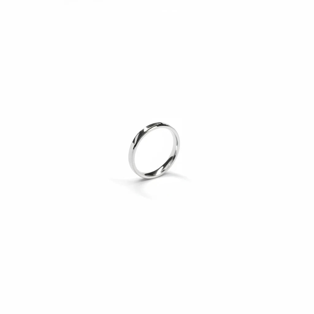 shyni jewelry men's 925 sterling silver band ring featuring a polished finish and refined beveled edges.