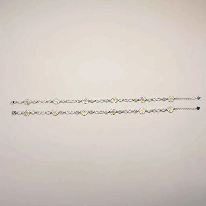 White Enamel Daisy Flower & Infinity Link Chain Anklet Set of 2 in 925 Silver