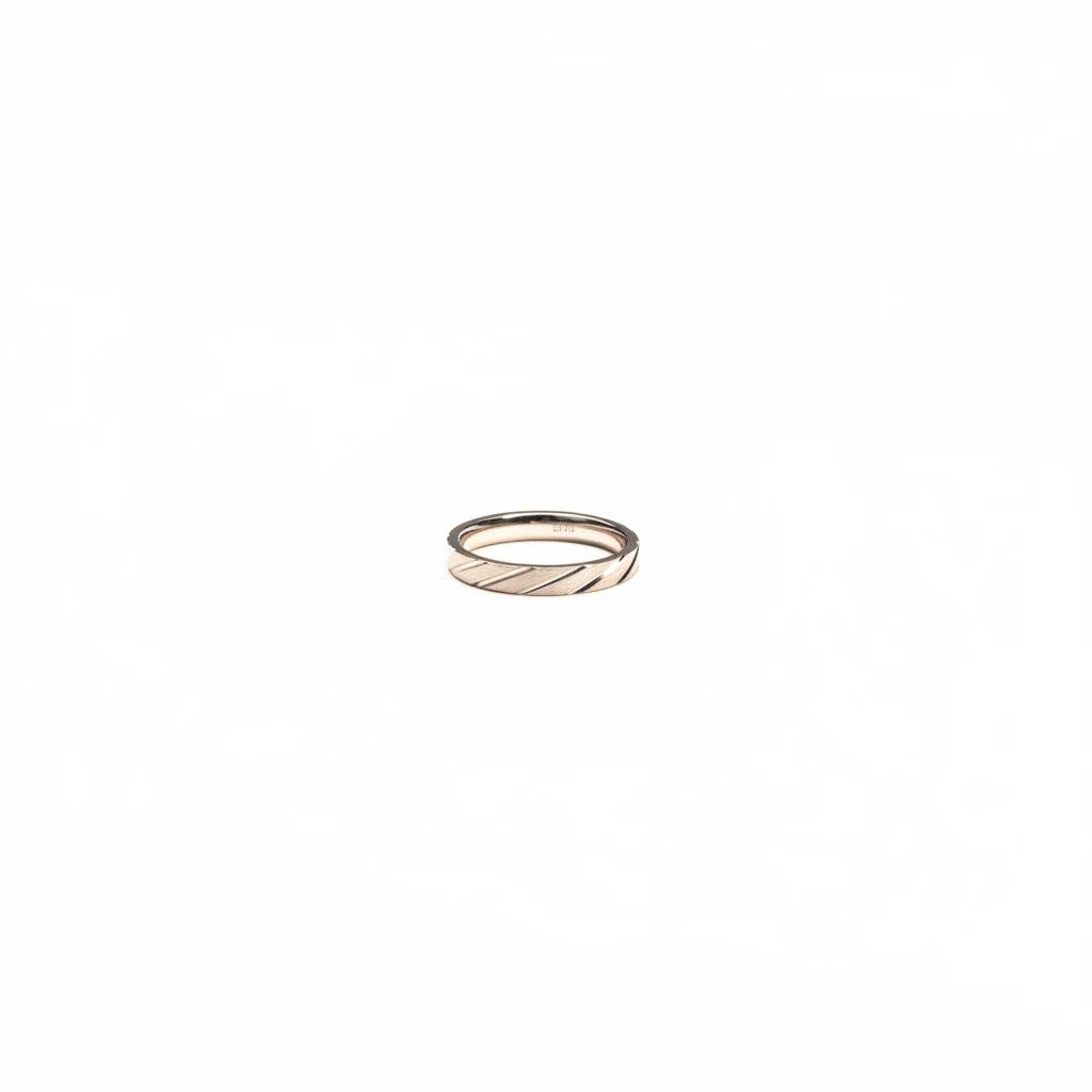 Shyni Jewelry matte finish 925 sterling silver band ring for men with diagonal precision cutting details