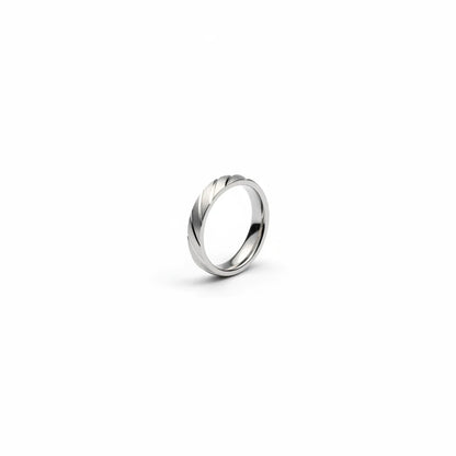 Shyni Jewelry men's 925 sterling silver band ring featuring a sophisticated brushed matte finish and precision cuts.