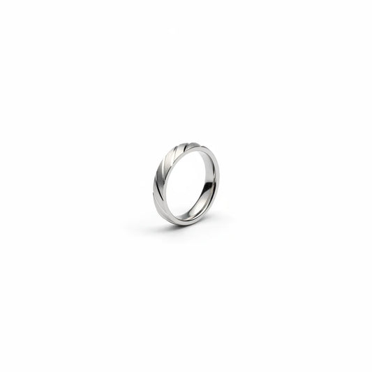 Shyni Jewelry men's 925 sterling silver band ring featuring a sophisticated brushed matte finish and precision cuts.