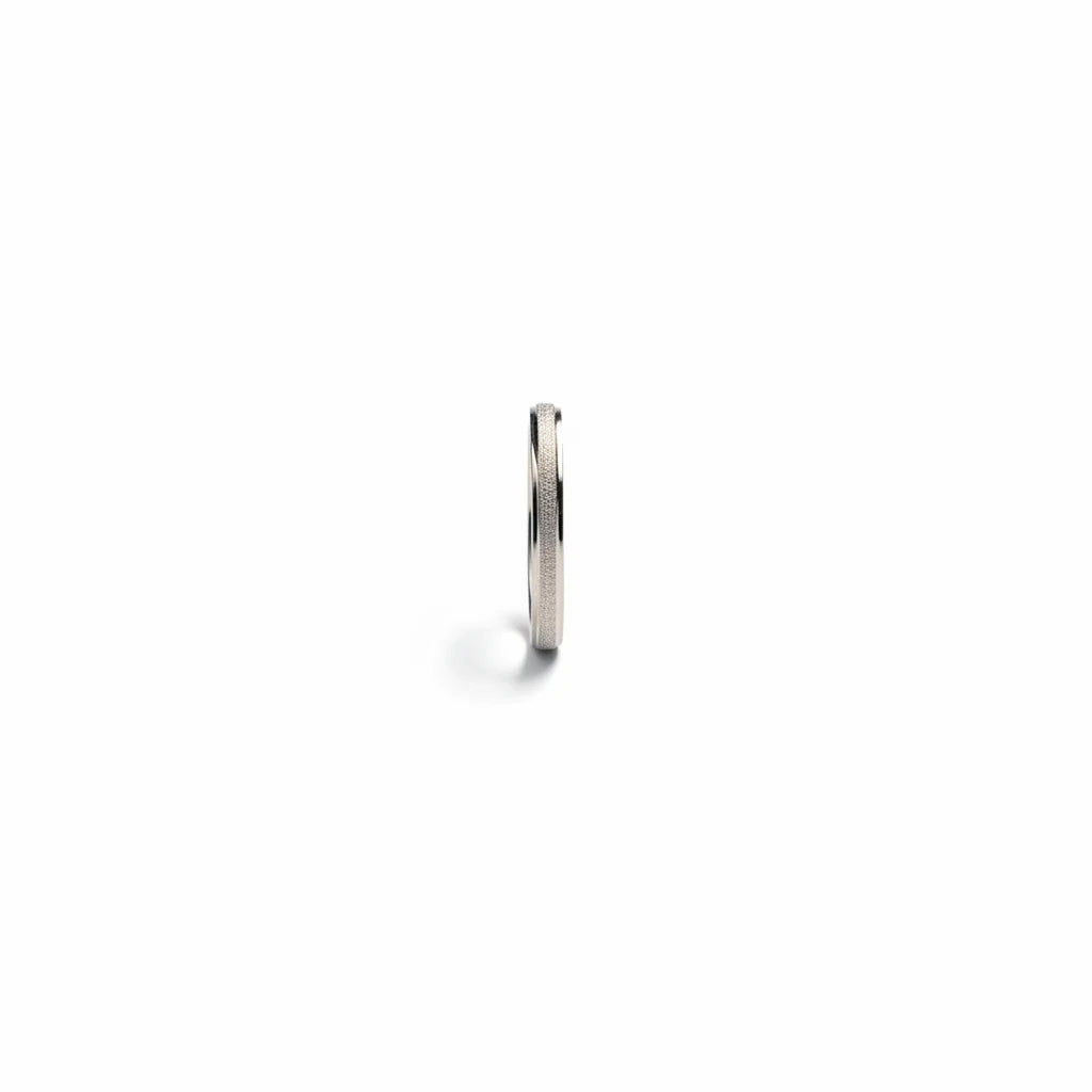 Shyni Jewelry 925 sterling silver band ring with a textured cutting design for a modern feminine look.