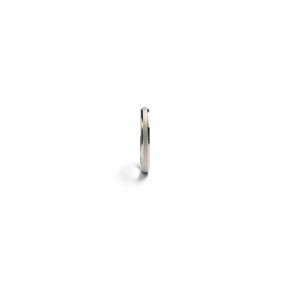 Shyni Jewelry 925 sterling silver band ring with a textured cutting design for a modern feminine look.