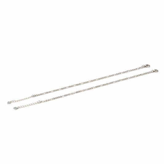 Shyni Jewelry minimalist 925 sterling silver Figaro chain anklet with polished alternating links and heart charm